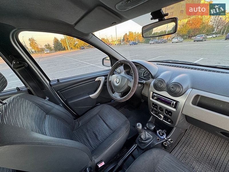 Седан Renault Logan 2011 в Запорожье