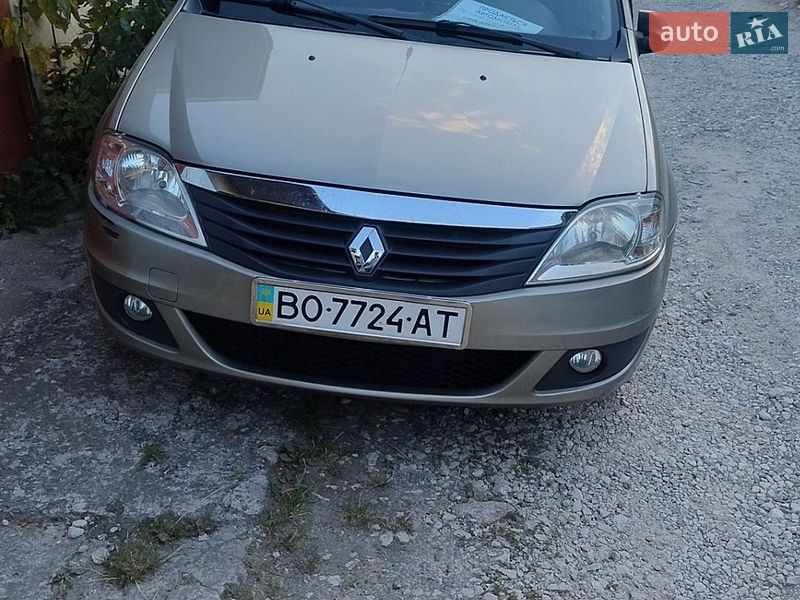 Седан Renault Logan 2011 в Тернополі