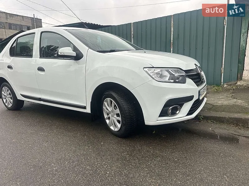 Renault Logan