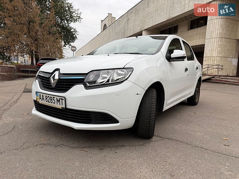 Renault Logan 2013