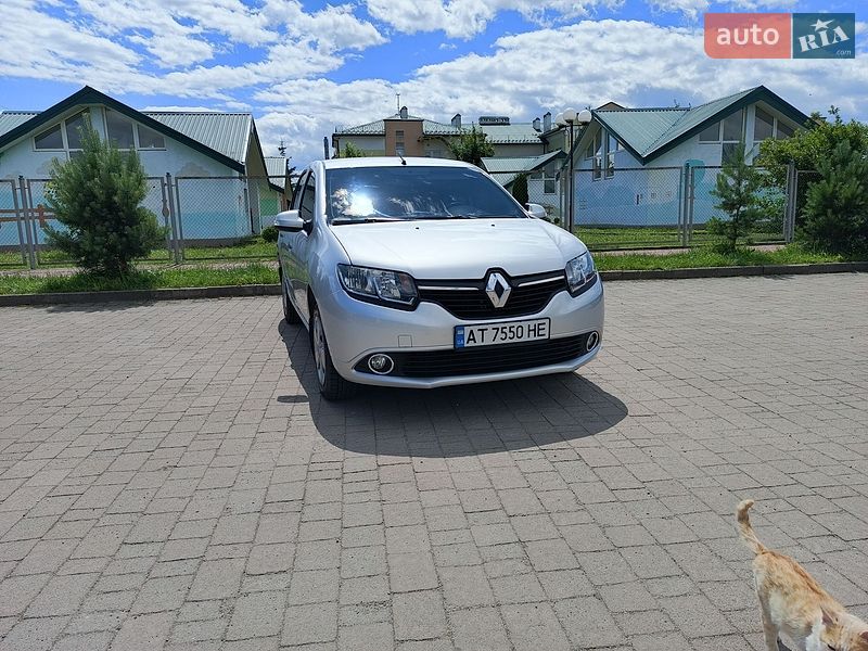 Седан Renault Logan 2015 в Івано-Франківську