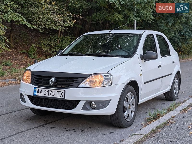Седан Renault Logan 2011 в Киеве