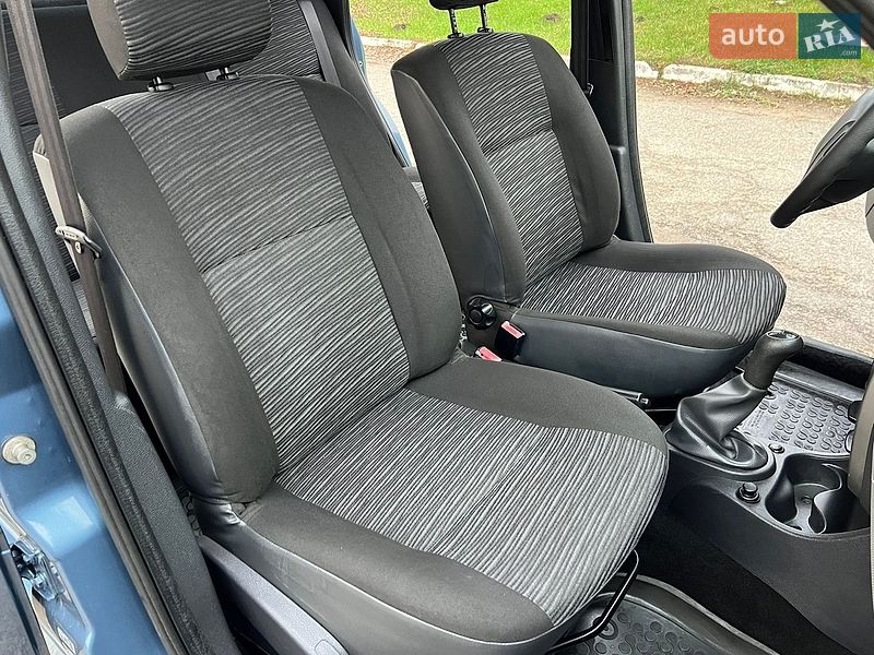 Седан Renault Logan 2011 в Виннице