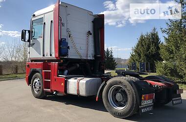 Тягач Renault Magnum 2000 в 