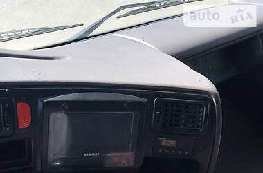 Тягач Renault Magnum 2000 в 