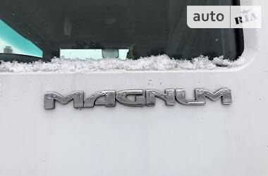 Тягач Renault Magnum 2004 в Ровно