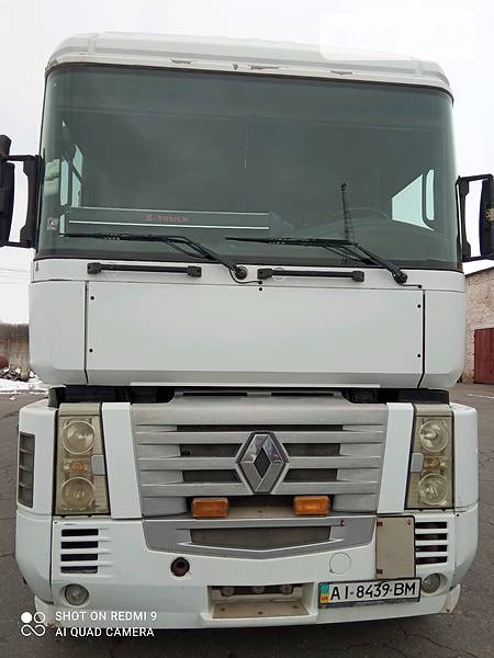Зерновоз Renault Magnum 2004 в 