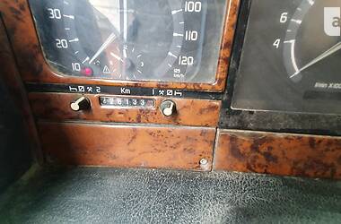 Тягач Renault Magnum 2000 в 