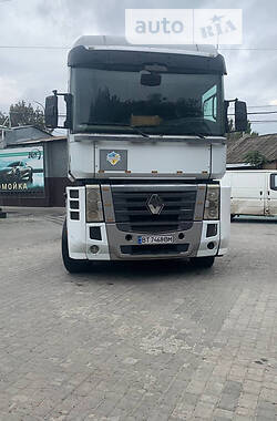 Тягач Renault Magnum 2009 в 