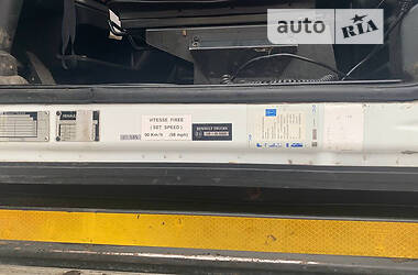 Тягач Renault Magnum 2009 в 