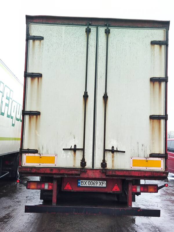 Вантажний фургон Renault Magnum 2006 в Хмельницькому