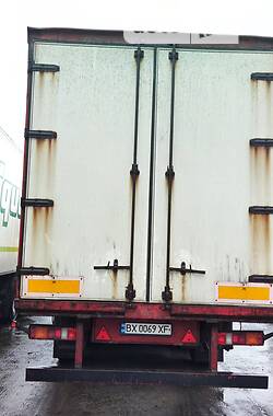Грузовой фургон Renault Magnum 2006 в 