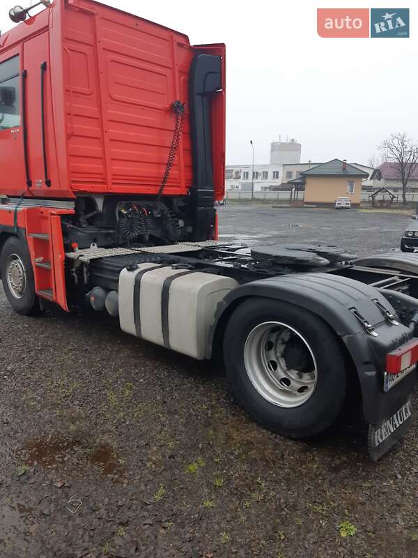 Тягач Renault Magnum 2007 в Иршаве
