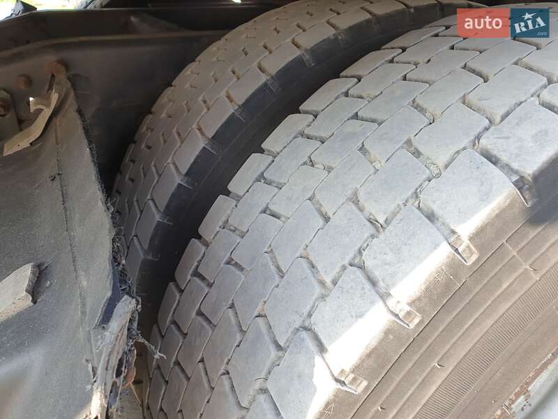 Тягач Renault Magnum 2008 в Львове