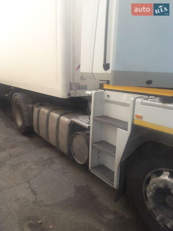 Тягач Renault Magnum 2005 в Харкові