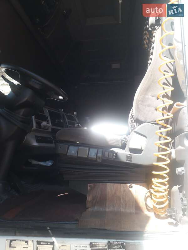 Тягач Renault Magnum 2006 в Харькове