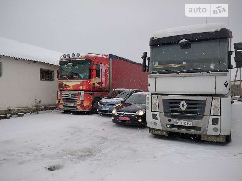 Тягач Renault Magnum 2008 в Березному