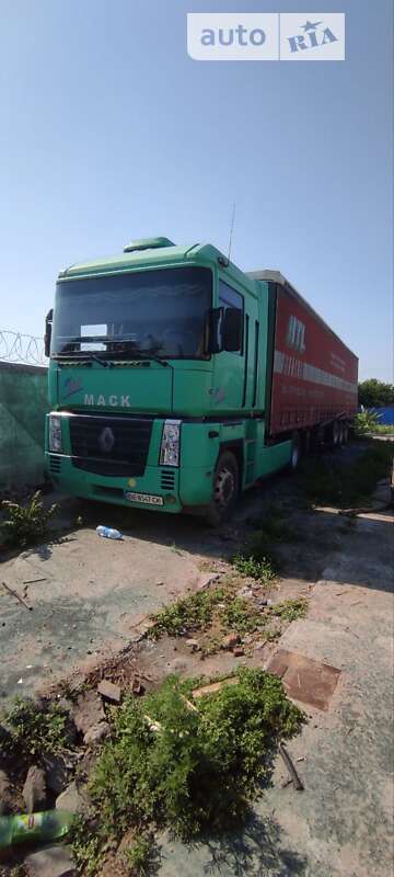 Renault Magnum 2003