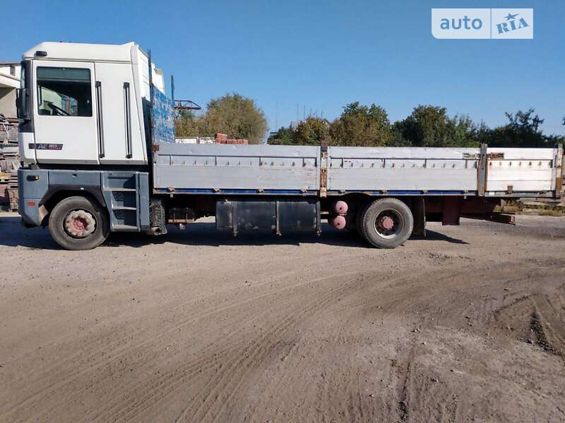 Тентованый Renault Magnum 1997 в Ровно