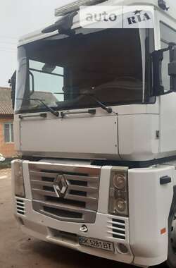 Тягач Renault Magnum 2008 в Дубно