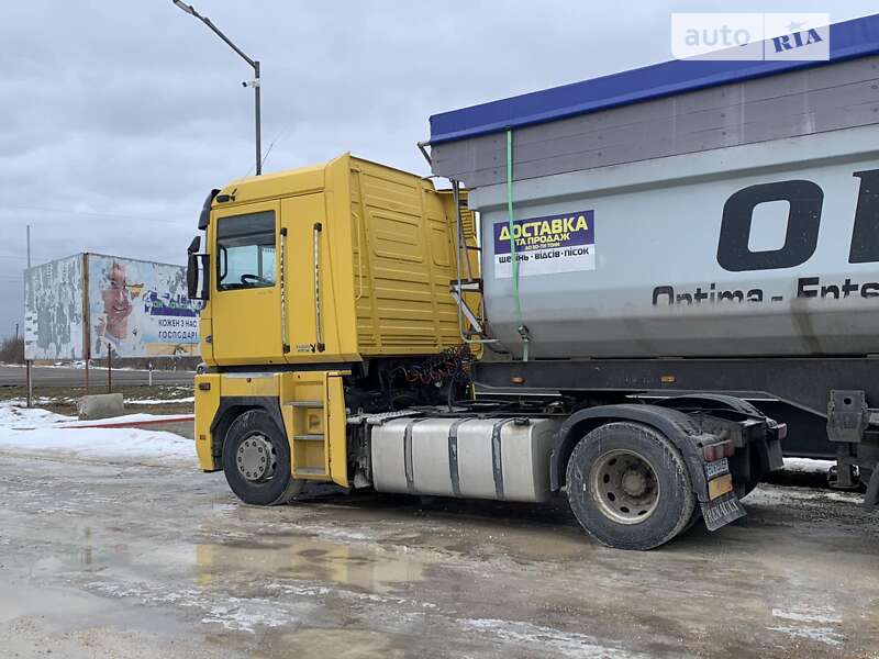 Самоскид Renault Magnum 2006 в Тернополі