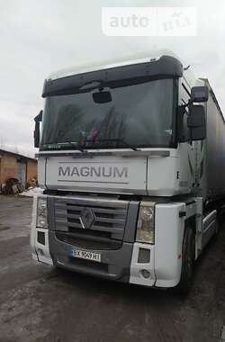 Тягач Renault Magnum 2012 в 