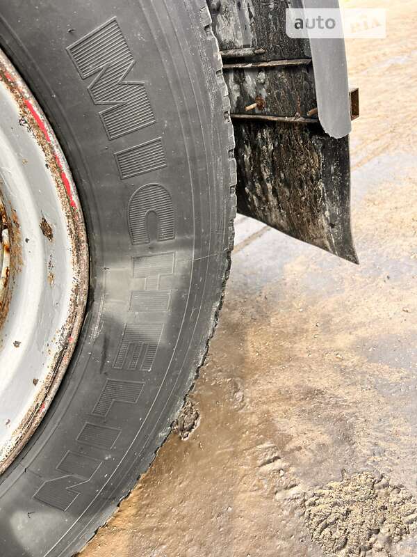 Тягач Renault Magnum 2005 в Киеве