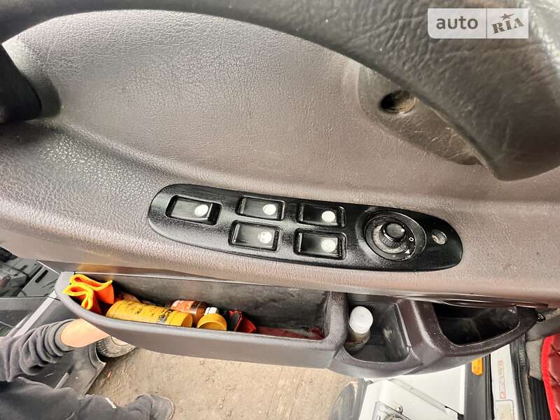 Тягач Renault Magnum 2005 в Киеве