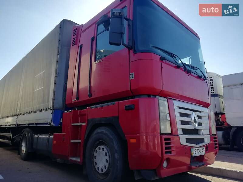 Тягач Renault Magnum 2003 в Чернигове