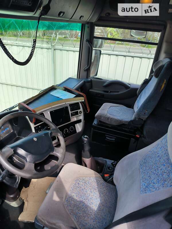 Тягач Renault Magnum 2005 в Чернигове