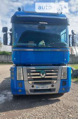 Тягач Renault Magnum 2010 в Тячеві