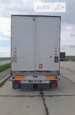 Тягач Renault Magnum 2002 в 