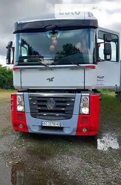 Тягач Renault Magnum 2012 в 