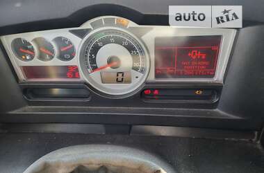 Грузопассажирский фургон Renault Magnum 2009 в 