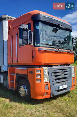 Тягач Renault Magnum 2010 в Києві