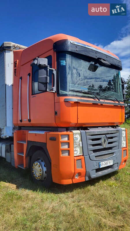 Тягач Renault Magnum 2010 в Киеве