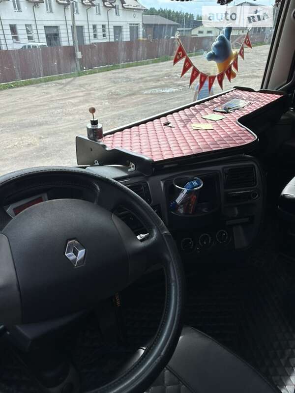 Тягач Renault Magnum 2012 в Львове фото 5 Тягач Renault Magnum 2012 в Львове