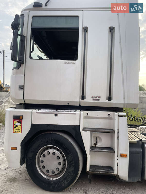 Самосвал Renault Magnum 2008 в Обухове