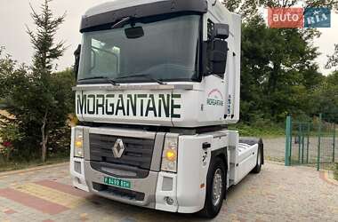 Тягач Renault Magnum 2011 в 