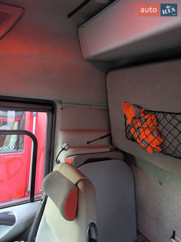 Тягач Renault Magnum 2010 в Луцьку