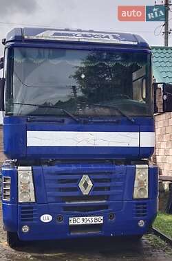 Тягач Renault Magnum 2002 в 