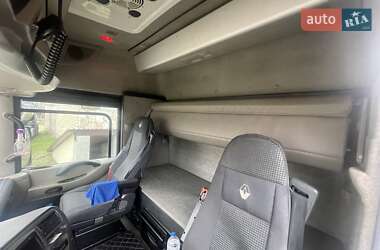 Тягач Renault Magnum 2010 в 