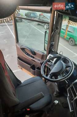 Тягач Renault Magnum 2001 в 