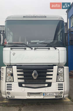 Тягач Renault Magnum 2004 в 