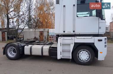 Тягач Renault Magnum 2006 в Луцке