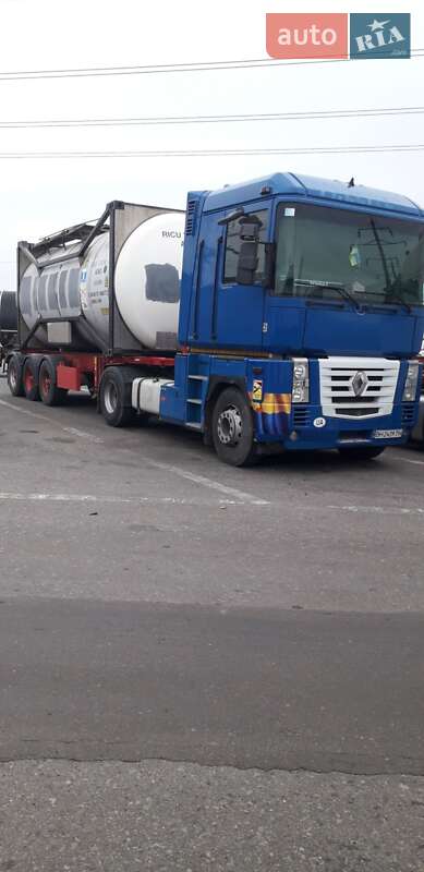 Тягач Renault Magnum 2004 в Роздільній