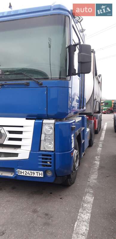Тягач Renault Magnum 2004 в Роздільній