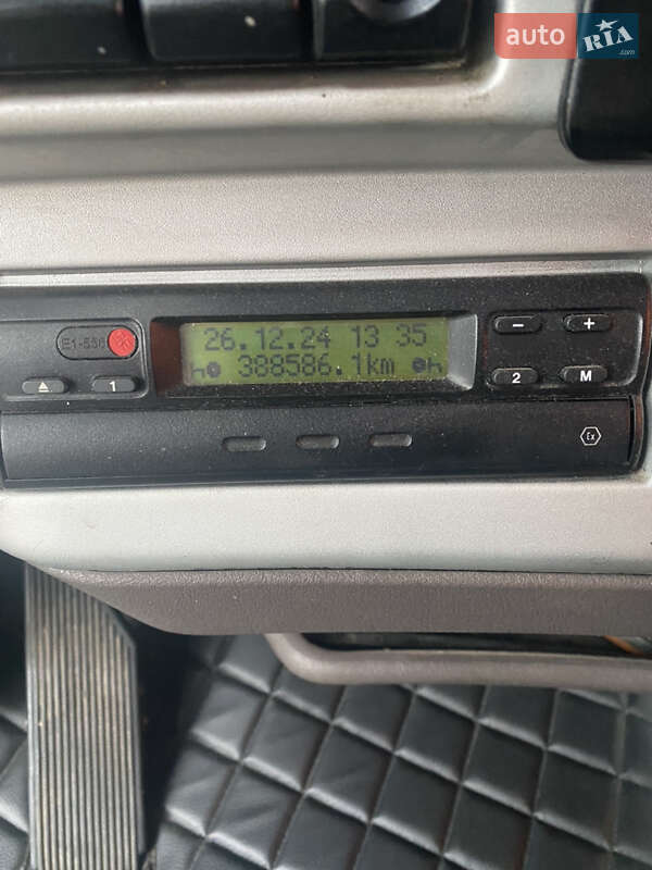 Тягач Renault Magnum 2004 в Чернигове