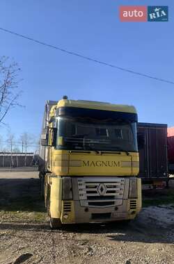 Тягач Renault Magnum 2003 в Тячеве