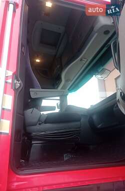 Тягач Renault Magnum 2012 в 